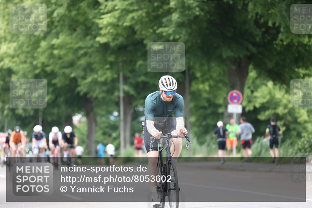 15.06.2025 - 7 Türme Triathlon Yannick Fuchs http://msf.ph/oto/8053602 15.06.2025 13:44:00 Radfahren  meine-sportfotos.de