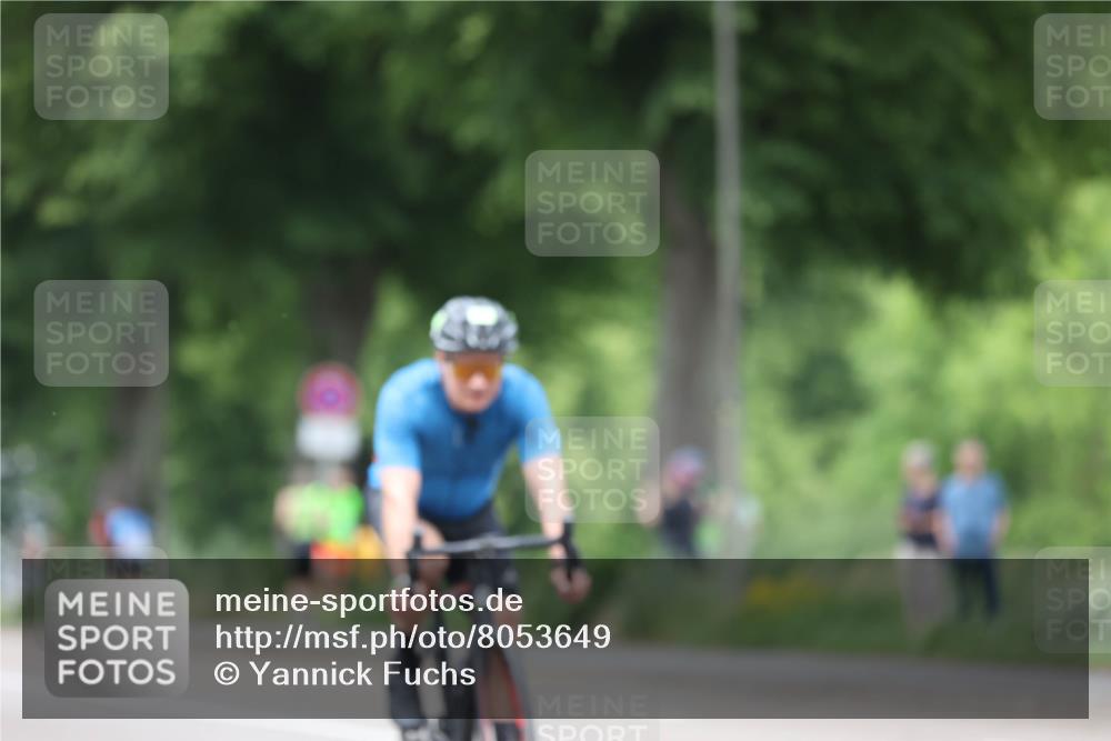 15.06.2025 - 7 Türme Triathlon Yannick Fuchs http://msf.ph/oto/8053649 15.06.2025 13:44:41 Radfahren  meine-sportfotos.de