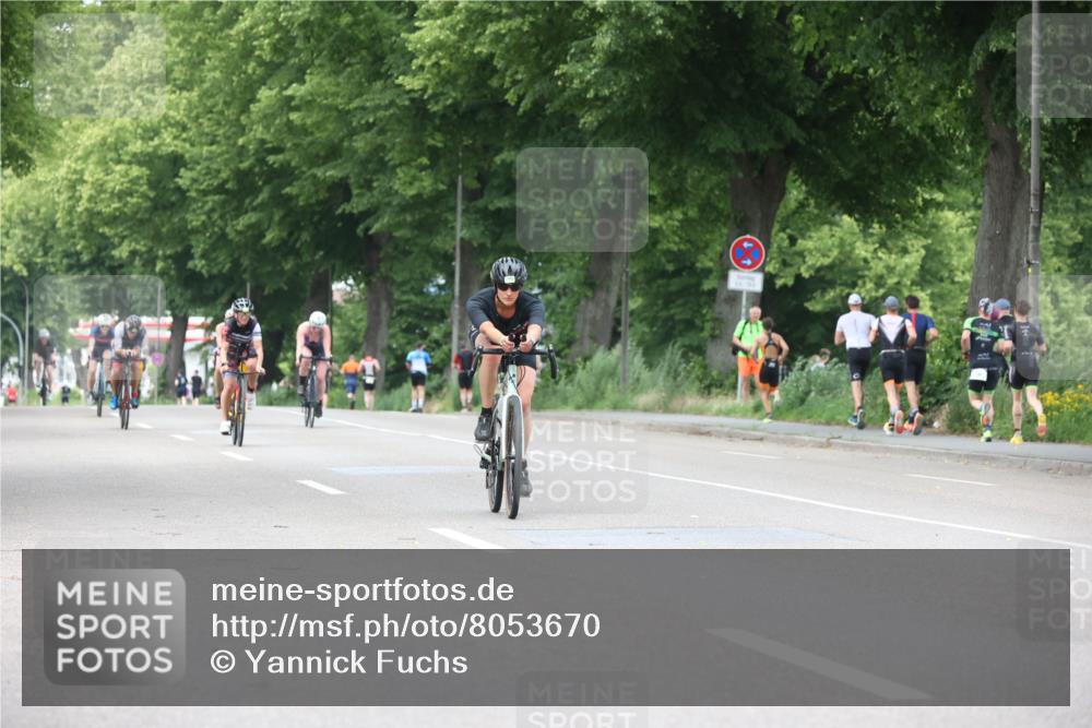 15.06.2025 - 7 Türme Triathlon Yannick Fuchs http://msf.ph/oto/8053670 15.06.2025 13:44:51 Radfahren  meine-sportfotos.de