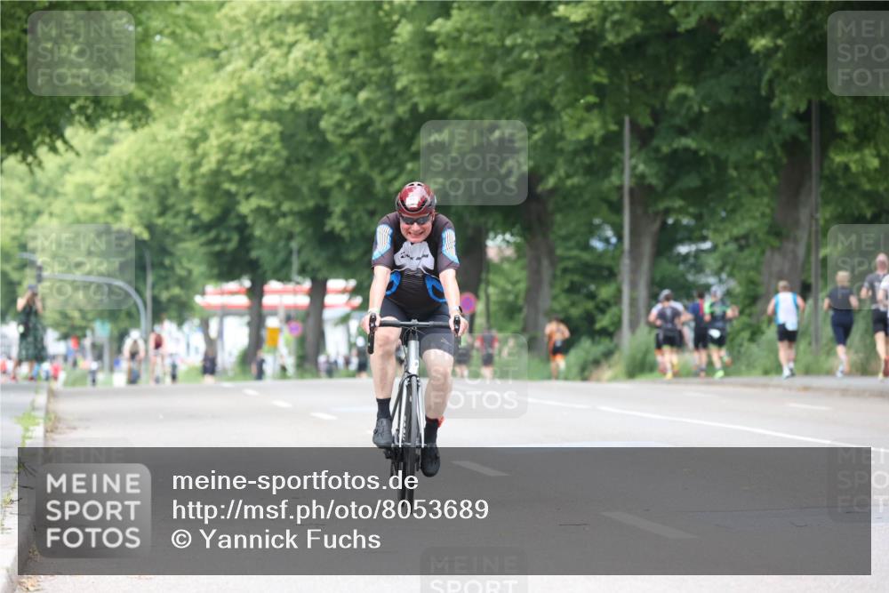 15.06.2025 - 7 Türme Triathlon Yannick Fuchs http://msf.ph/oto/8053689 15.06.2025 13:45:04 Radfahren  meine-sportfotos.de