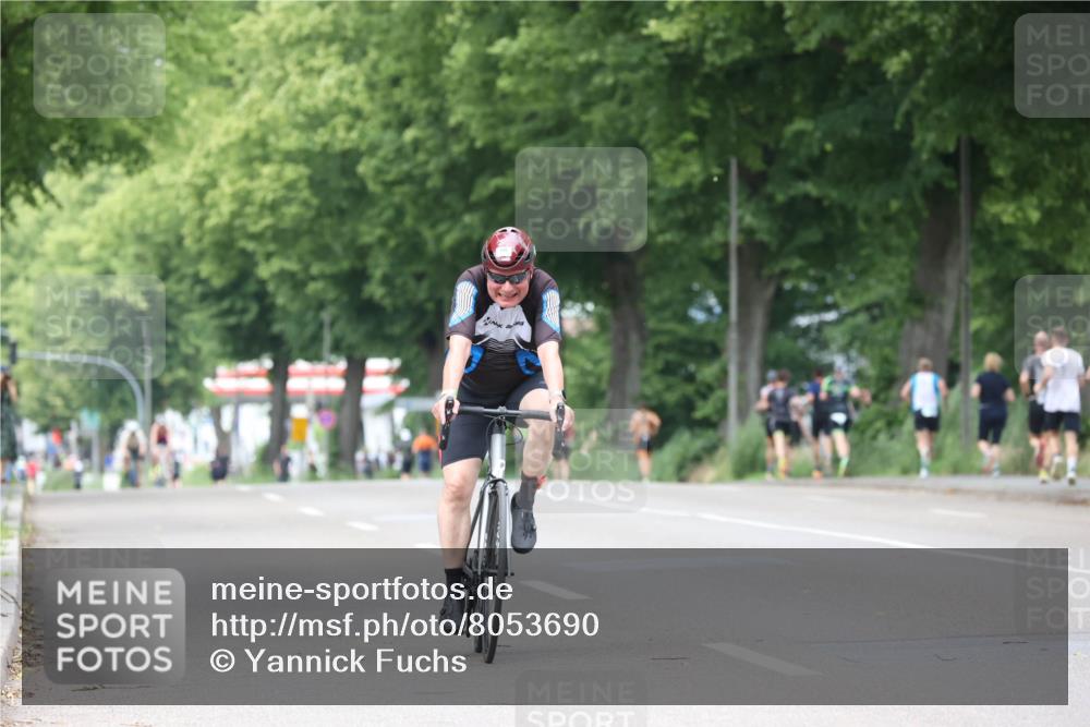 15.06.2025 - 7 Türme Triathlon Yannick Fuchs http://msf.ph/oto/8053690 15.06.2025 13:45:04 Radfahren  meine-sportfotos.de
