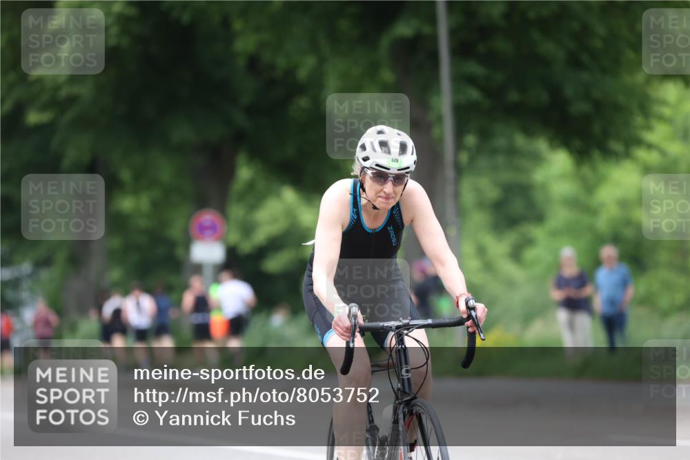 15.06.2025 - 7 Türme Triathlon Yannick Fuchs http://msf.ph/oto/8053752 15.06.2025 13:45:48 Radfahren 529 meine-sportfotos.de