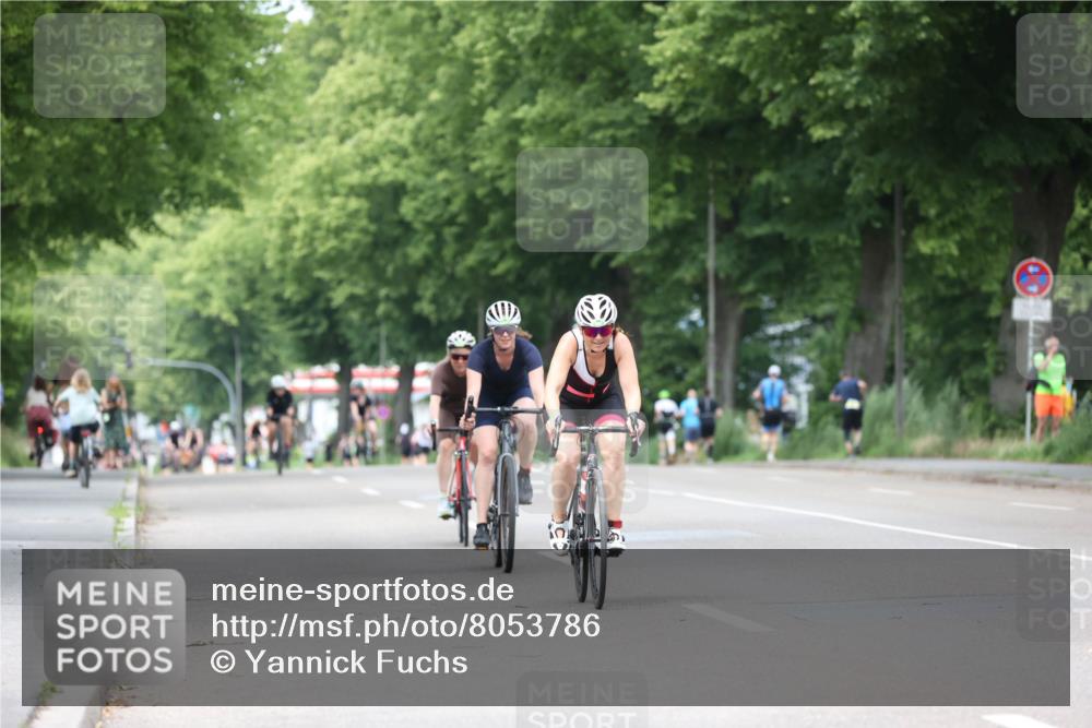 15.06.2025 - 7 Türme Triathlon Yannick Fuchs http://msf.ph/oto/8053786 15.06.2025 13:46:20 Radfahren 10 meine-sportfotos.de