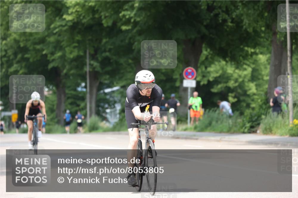 15.06.2025 - 7 Türme Triathlon Yannick Fuchs http://msf.ph/oto/8053805 15.06.2025 13:46:30 Radfahren  meine-sportfotos.de