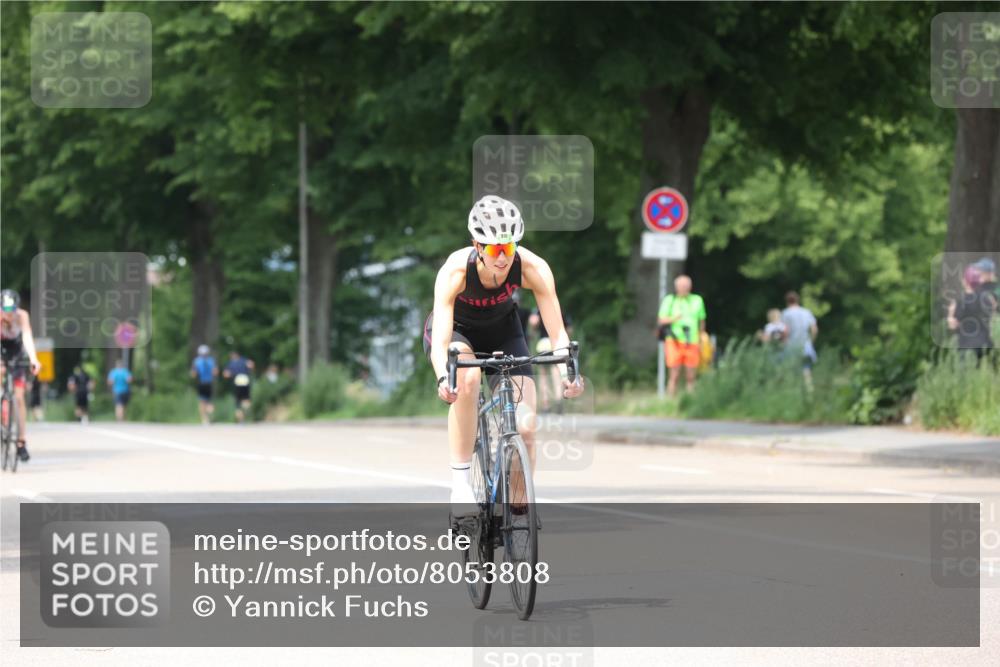 15.06.2025 - 7 Türme Triathlon Yannick Fuchs http://msf.ph/oto/8053808 15.06.2025 13:46:31 Radfahren  meine-sportfotos.de