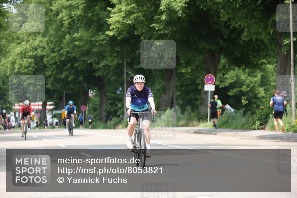 15.06.2025 - 7 Türme Triathlon Yannick Fuchs http://msf.ph/oto/8053821 15.06.2025 13:46:37 Radfahren  meine-sportfotos.de