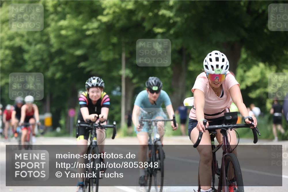 15.06.2025 - 7 Türme Triathlon Yannick Fuchs http://msf.ph/oto/8053848 15.06.2025 13:46:48 Radfahren  meine-sportfotos.de