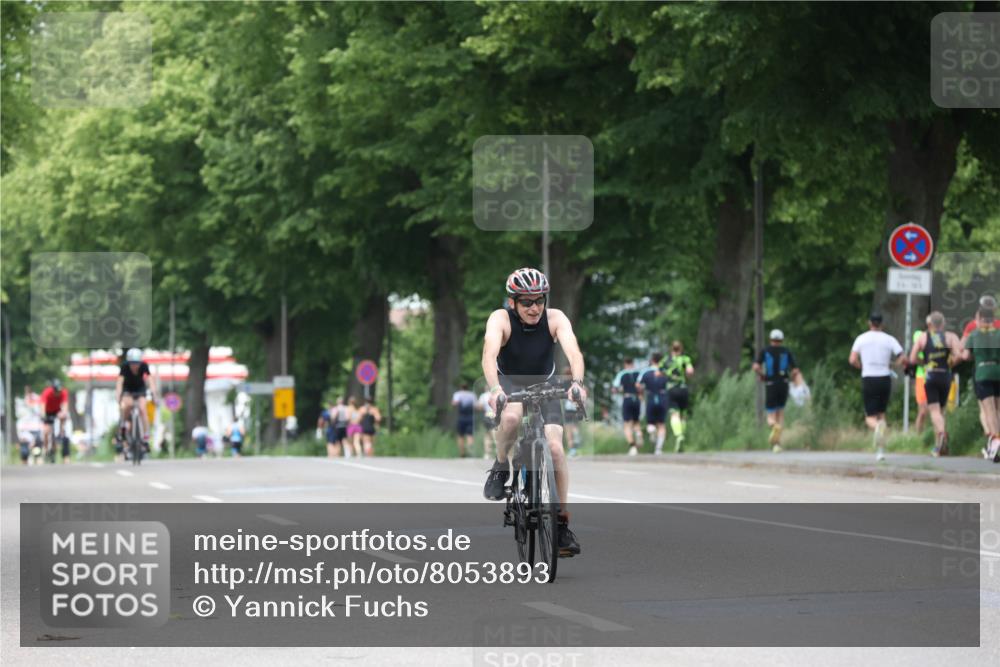 15.06.2025 - 7 Türme Triathlon Yannick Fuchs http://msf.ph/oto/8053893 15.06.2025 13:47:25 Radfahren  meine-sportfotos.de