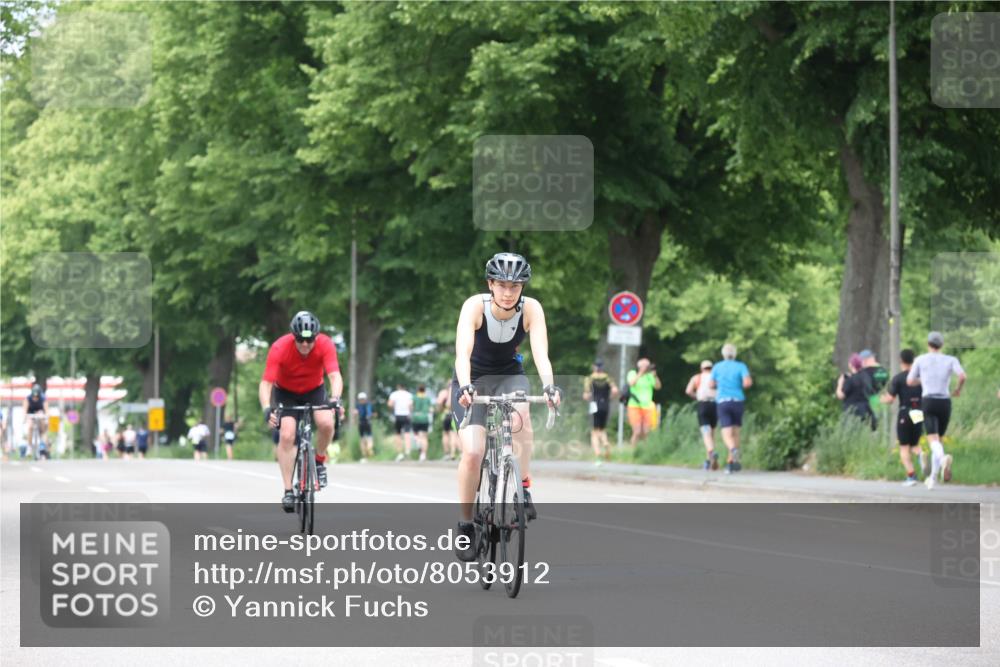 15.06.2025 - 7 Türme Triathlon Yannick Fuchs http://msf.ph/oto/8053912 15.06.2025 13:47:34 Radfahren  meine-sportfotos.de
