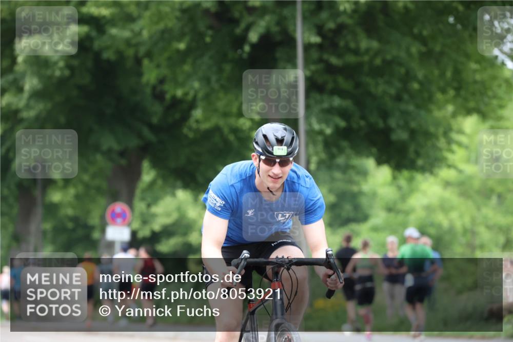 15.06.2025 - 7 Türme Triathlon Yannick Fuchs http://msf.ph/oto/8053921 15.06.2025 13:47:43 Radfahren  meine-sportfotos.de