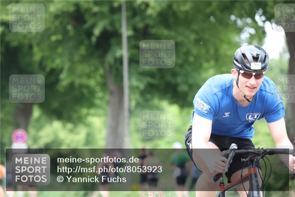 15.06.2025 - 7 Türme Triathlon Yannick Fuchs http://msf.ph/oto/8053923 15.06.2025 13:47:44 Radfahren 1135, 1854 meine-sportfotos.de