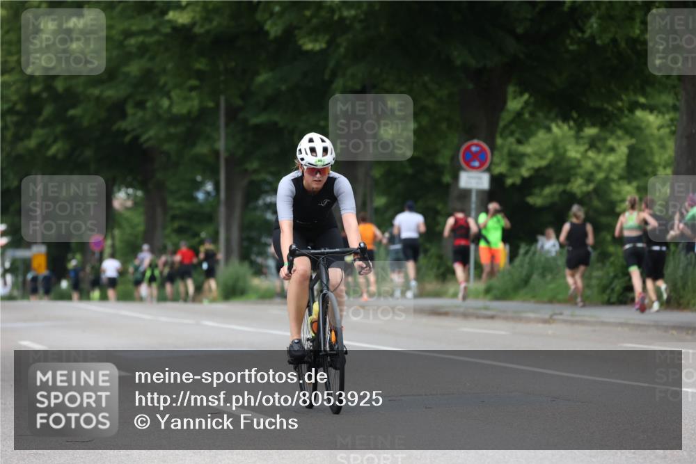 15.06.2025 - 7 Türme Triathlon Yannick Fuchs http://msf.ph/oto/8053925 15.06.2025 13:47:46 Radfahren  meine-sportfotos.de