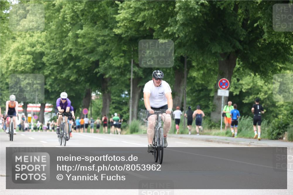 15.06.2025 - 7 Türme Triathlon Yannick Fuchs http://msf.ph/oto/8053962 15.06.2025 13:48:06 Radfahren  meine-sportfotos.de