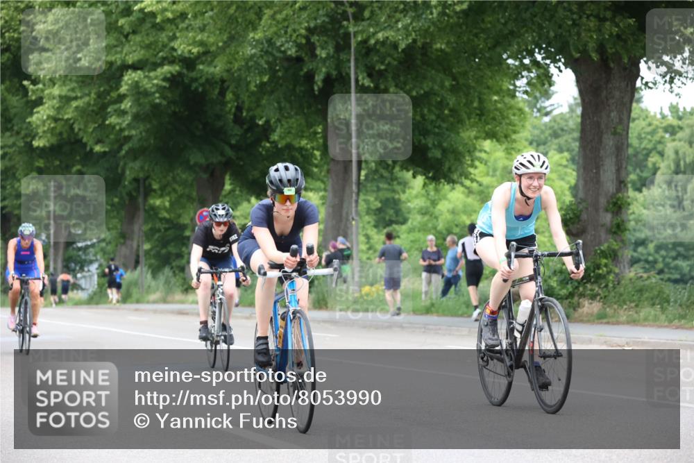 15.06.2025 - 7 Türme Triathlon Yannick Fuchs http://msf.ph/oto/8053990 15.06.2025 13:48:15 Radfahren  meine-sportfotos.de
