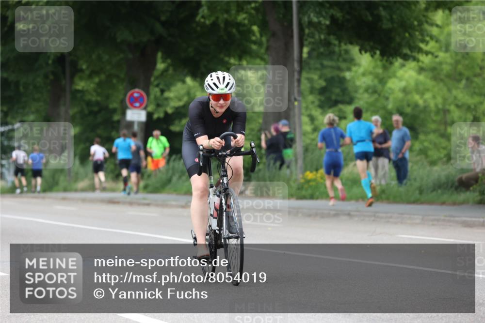 15.06.2025 - 7 Türme Triathlon Yannick Fuchs http://msf.ph/oto/8054019 15.06.2025 13:48:31 Radfahren  meine-sportfotos.de