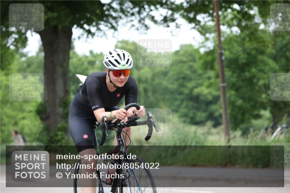 15.06.2025 - 7 Türme Triathlon Yannick Fuchs http://msf.ph/oto/8054022 15.06.2025 13:48:32 Radfahren 1039 meine-sportfotos.de