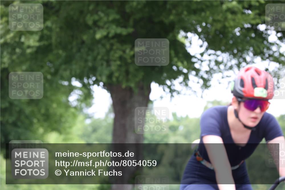 15.06.2025 - 7 Türme Triathlon Yannick Fuchs http://msf.ph/oto/8054059 15.06.2025 13:48:50 Radfahren  meine-sportfotos.de