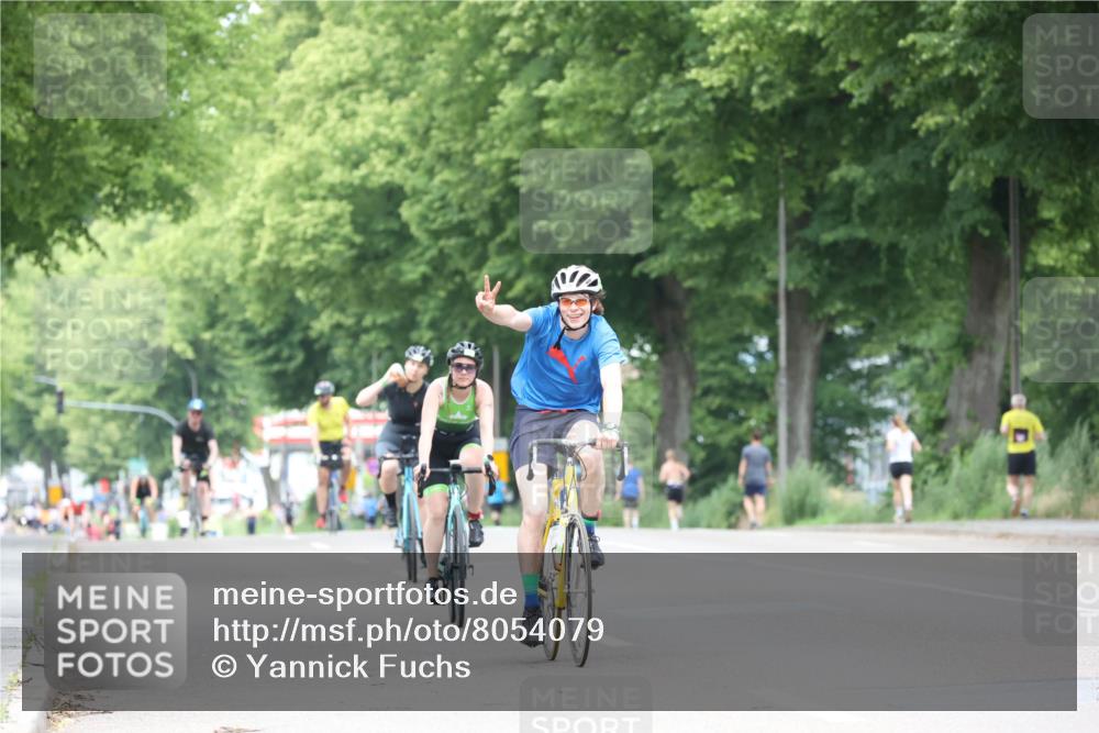 15.06.2025 - 7 Türme Triathlon Yannick Fuchs http://msf.ph/oto/8054079 15.06.2025 13:49:00 Radfahren  meine-sportfotos.de