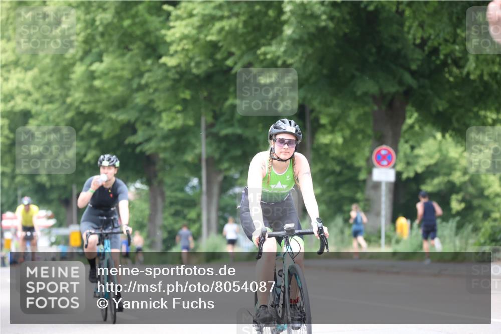 15.06.2025 - 7 Türme Triathlon Yannick Fuchs http://msf.ph/oto/8054087 15.06.2025 13:49:02 Radfahren  meine-sportfotos.de