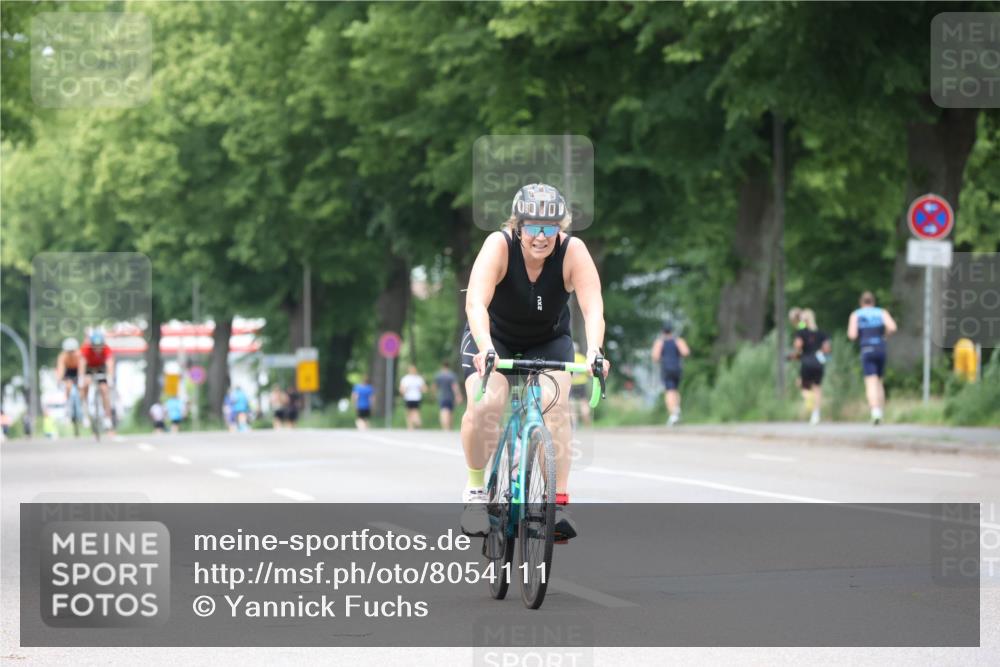 15.06.2025 - 7 Türme Triathlon Yannick Fuchs http://msf.ph/oto/8054111 15.06.2025 13:49:11 Radfahren  meine-sportfotos.de