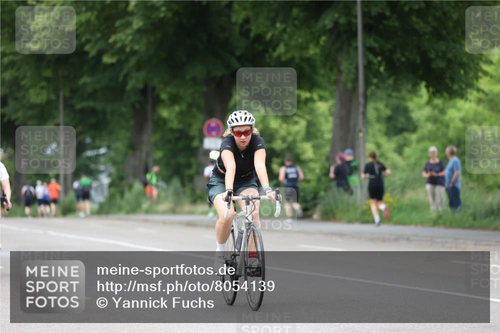 15.06.2025 - 7 Türme Triathlon Yannick Fuchs http://msf.ph/oto/8054139 15.06.2025 13:49:38 Radfahren  meine-sportfotos.de
