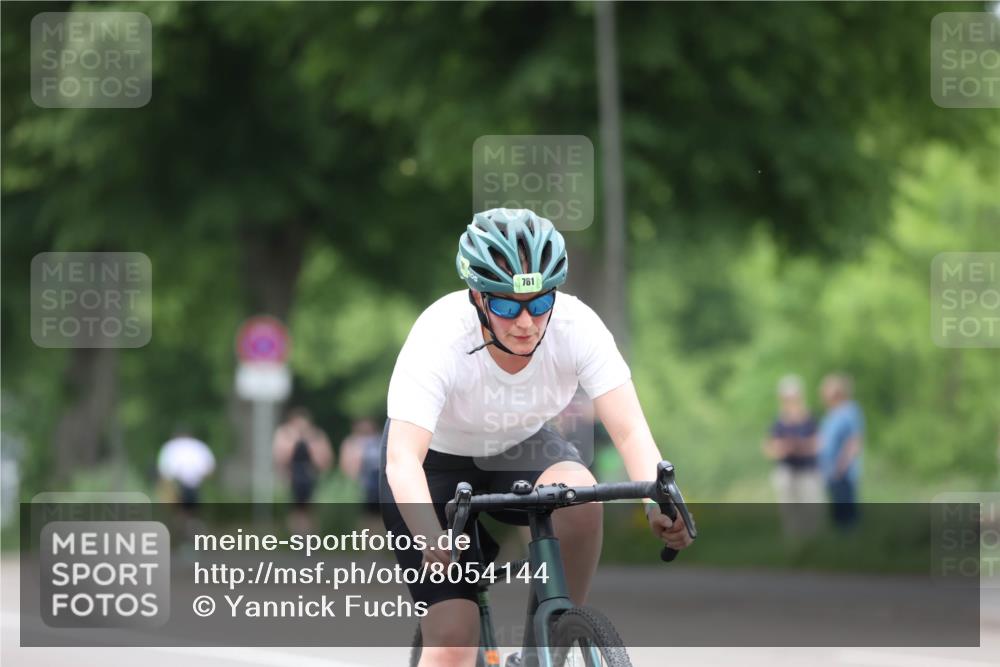 15.06.2025 - 7 Türme Triathlon Yannick Fuchs http://msf.ph/oto/8054144 15.06.2025 13:49:40 Radfahren 781 meine-sportfotos.de