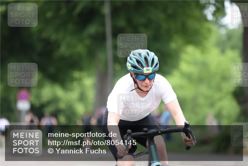 15.06.2025 - 7 Türme Triathlon Yannick Fuchs http://msf.ph/oto/8054145 15.06.2025 13:49:40 Radfahren 781 meine-sportfotos.de