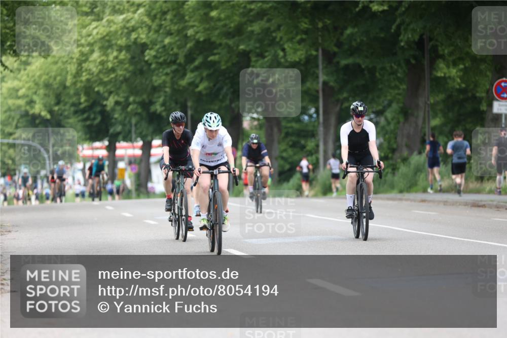 15.06.2025 - 7 Türme Triathlon Yannick Fuchs http://msf.ph/oto/8054194 15.06.2025 13:50:17 Radfahren  meine-sportfotos.de
