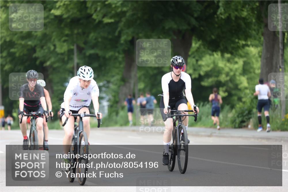 15.06.2025 - 7 Türme Triathlon Yannick Fuchs http://msf.ph/oto/8054196 15.06.2025 13:50:18 Radfahren  meine-sportfotos.de
