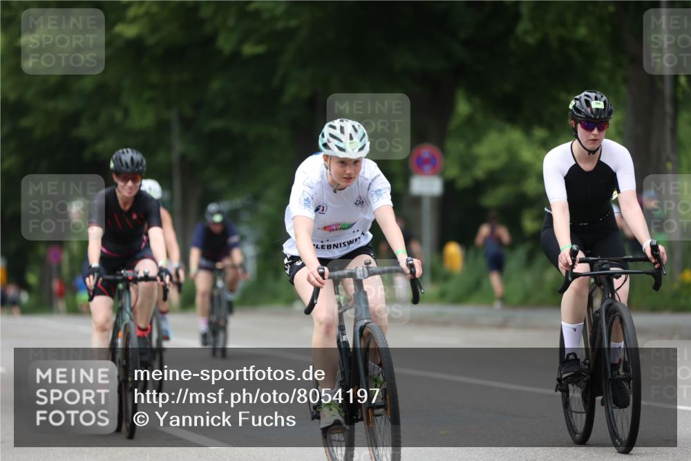 15.06.2025 - 7 Türme Triathlon Yannick Fuchs http://msf.ph/oto/8054197 15.06.2025 13:50:19 Radfahren  meine-sportfotos.de