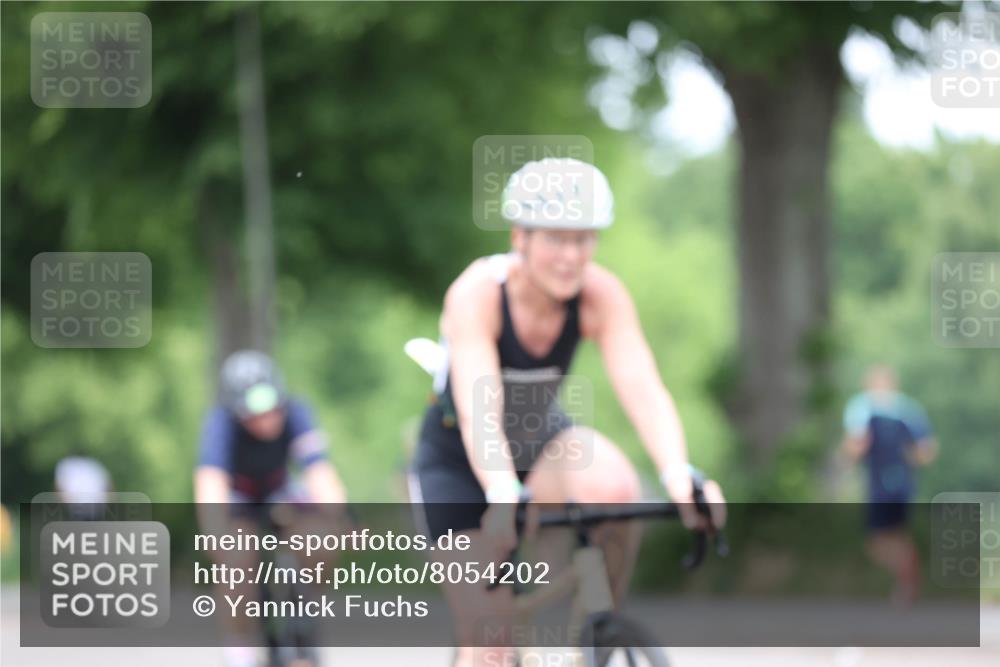 15.06.2025 - 7 Türme Triathlon Yannick Fuchs http://msf.ph/oto/8054202 15.06.2025 13:50:21 Radfahren  meine-sportfotos.de