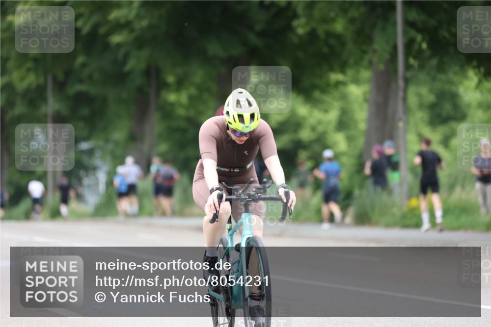 15.06.2025 - 7 Türme Triathlon Yannick Fuchs http://msf.ph/oto/8054231 15.06.2025 13:50:38 Radfahren  meine-sportfotos.de