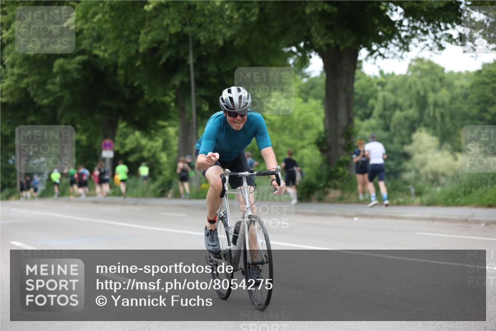 15.06.2025 - 7 Türme Triathlon Yannick Fuchs http://msf.ph/oto/8054275 15.06.2025 13:50:55 Radfahren  meine-sportfotos.de