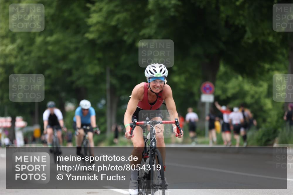 15.06.2025 - 7 Türme Triathlon Yannick Fuchs http://msf.ph/oto/8054319 15.06.2025 13:51:47 Radfahren  meine-sportfotos.de
