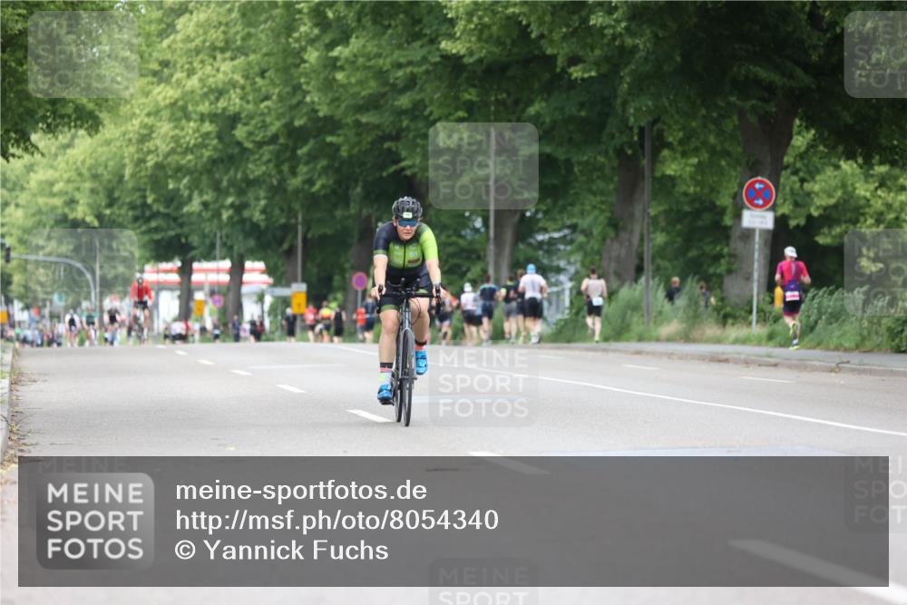 15.06.2025 - 7 Türme Triathlon Yannick Fuchs http://msf.ph/oto/8054340 15.06.2025 13:52:05 Radfahren  meine-sportfotos.de