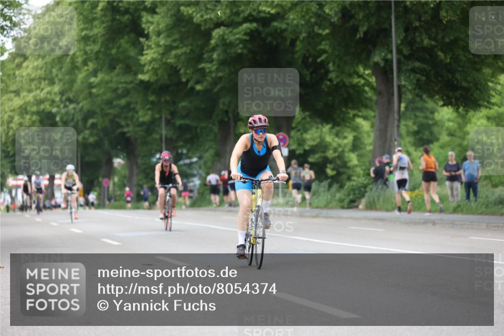 15.06.2025 - 7 Türme Triathlon Yannick Fuchs http://msf.ph/oto/8054374 15.06.2025 13:52:26 Radfahren  meine-sportfotos.de