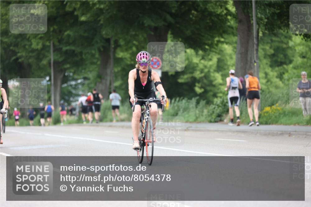 15.06.2025 - 7 Türme Triathlon Yannick Fuchs http://msf.ph/oto/8054378 15.06.2025 13:52:27 Radfahren  meine-sportfotos.de