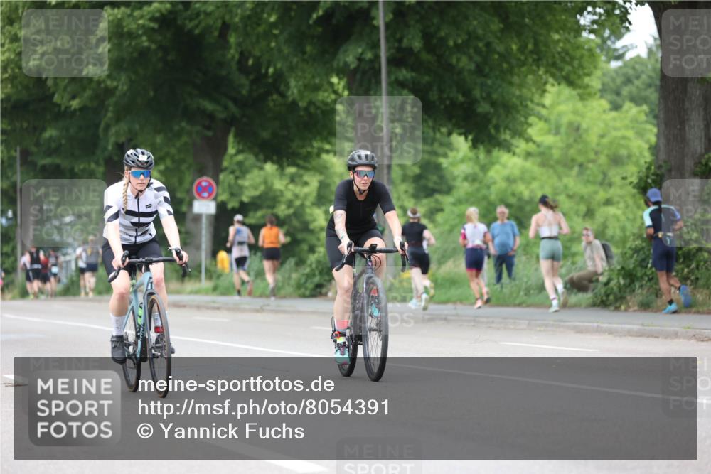 15.06.2025 - 7 Türme Triathlon Yannick Fuchs http://msf.ph/oto/8054391 15.06.2025 13:52:31 Radfahren  meine-sportfotos.de