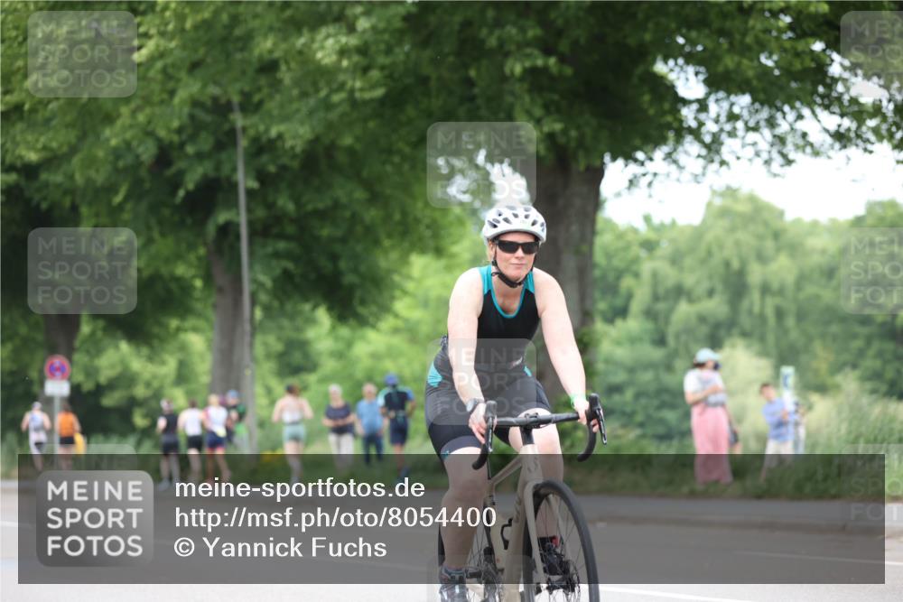 15.06.2025 - 7 Türme Triathlon Yannick Fuchs http://msf.ph/oto/8054400 15.06.2025 13:52:34 Radfahren  meine-sportfotos.de