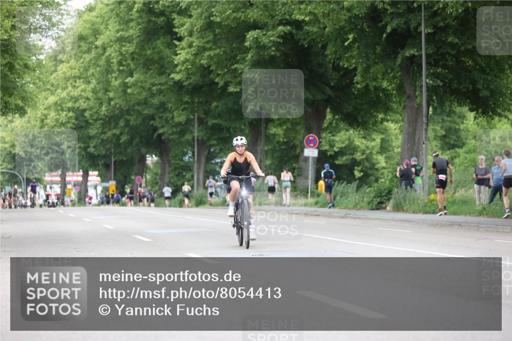 15.06.2025 - 7 Türme Triathlon Yannick Fuchs http://msf.ph/oto/8054413 15.06.2025 13:52:44 Radfahren  meine-sportfotos.de