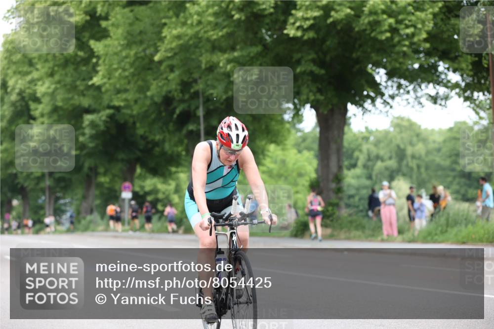 15.06.2025 - 7 Türme Triathlon Yannick Fuchs http://msf.ph/oto/8054425 15.06.2025 13:52:55 Radfahren 985 meine-sportfotos.de
