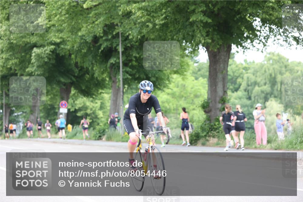 15.06.2025 - 7 Türme Triathlon Yannick Fuchs http://msf.ph/oto/8054446 15.06.2025 13:53:04 Radfahren  meine-sportfotos.de