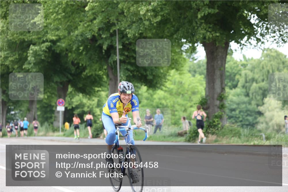 15.06.2025 - 7 Türme Triathlon Yannick Fuchs http://msf.ph/oto/8054458 15.06.2025 13:53:11 Radfahren  meine-sportfotos.de