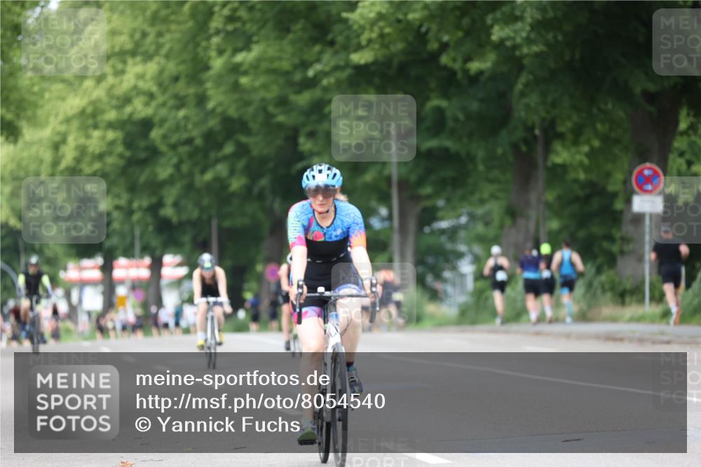 15.06.2025 - 7 Türme Triathlon Yannick Fuchs http://msf.ph/oto/8054540 15.06.2025 13:54:07 Radfahren  meine-sportfotos.de