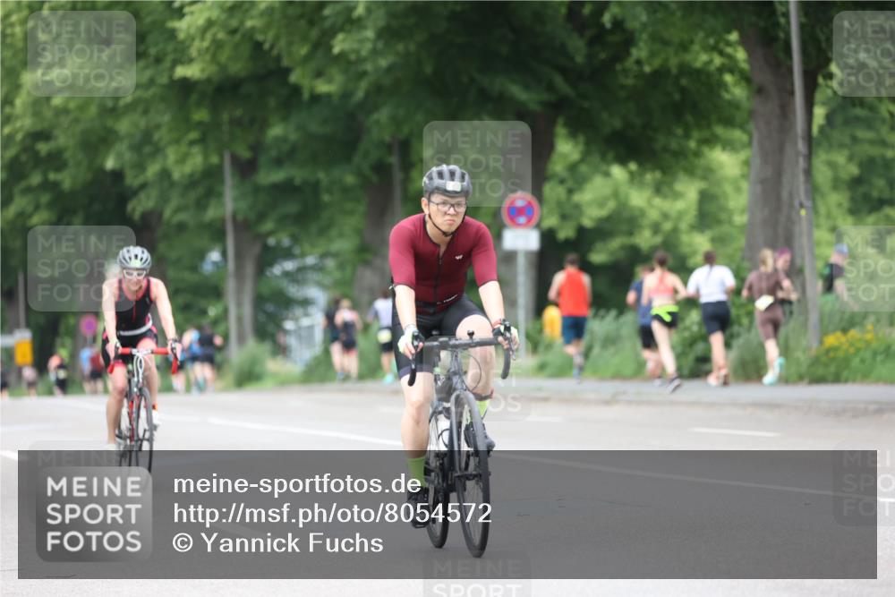 15.06.2025 - 7 Türme Triathlon Yannick Fuchs http://msf.ph/oto/8054572 15.06.2025 13:54:21 Radfahren  meine-sportfotos.de