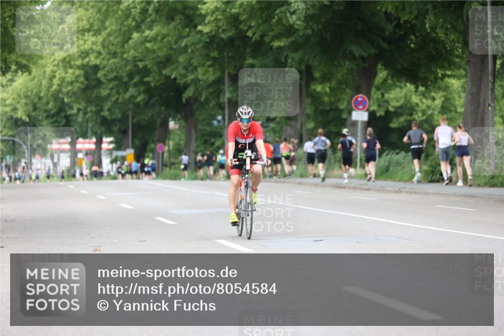 15.06.2025 - 7 Türme Triathlon Yannick Fuchs http://msf.ph/oto/8054584 15.06.2025 13:54:32 Radfahren  meine-sportfotos.de