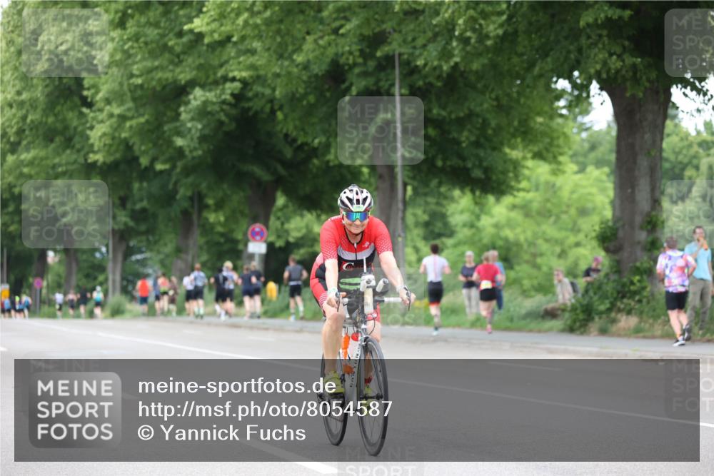 15.06.2025 - 7 Türme Triathlon Yannick Fuchs http://msf.ph/oto/8054587 15.06.2025 13:54:33 Radfahren  meine-sportfotos.de