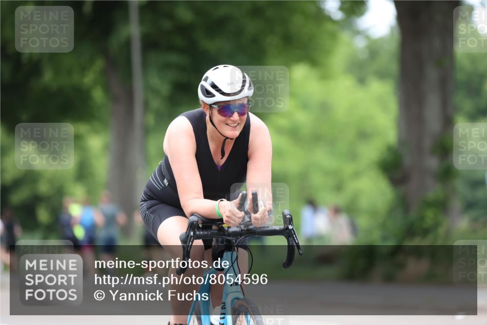 15.06.2025 - 7 Türme Triathlon Yannick Fuchs http://msf.ph/oto/8054596 15.06.2025 13:54:47 Radfahren  meine-sportfotos.de