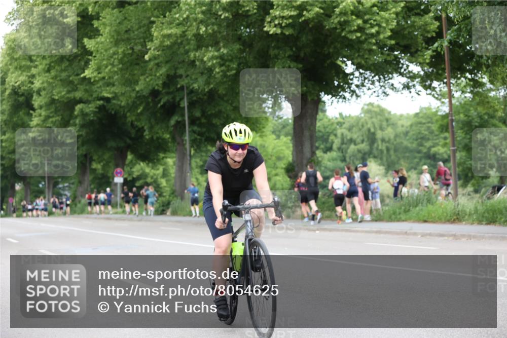 15.06.2025 - 7 Türme Triathlon Yannick Fuchs http://msf.ph/oto/8054625 15.06.2025 13:55:12 Radfahren  meine-sportfotos.de