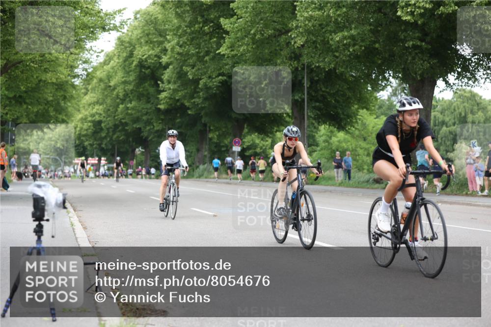 15.06.2025 - 7 Türme Triathlon Yannick Fuchs http://msf.ph/oto/8054676 15.06.2025 13:56:39 Radfahren  meine-sportfotos.de